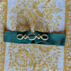 Green Velvet Suede Waist Belt with Gold Chain Accent